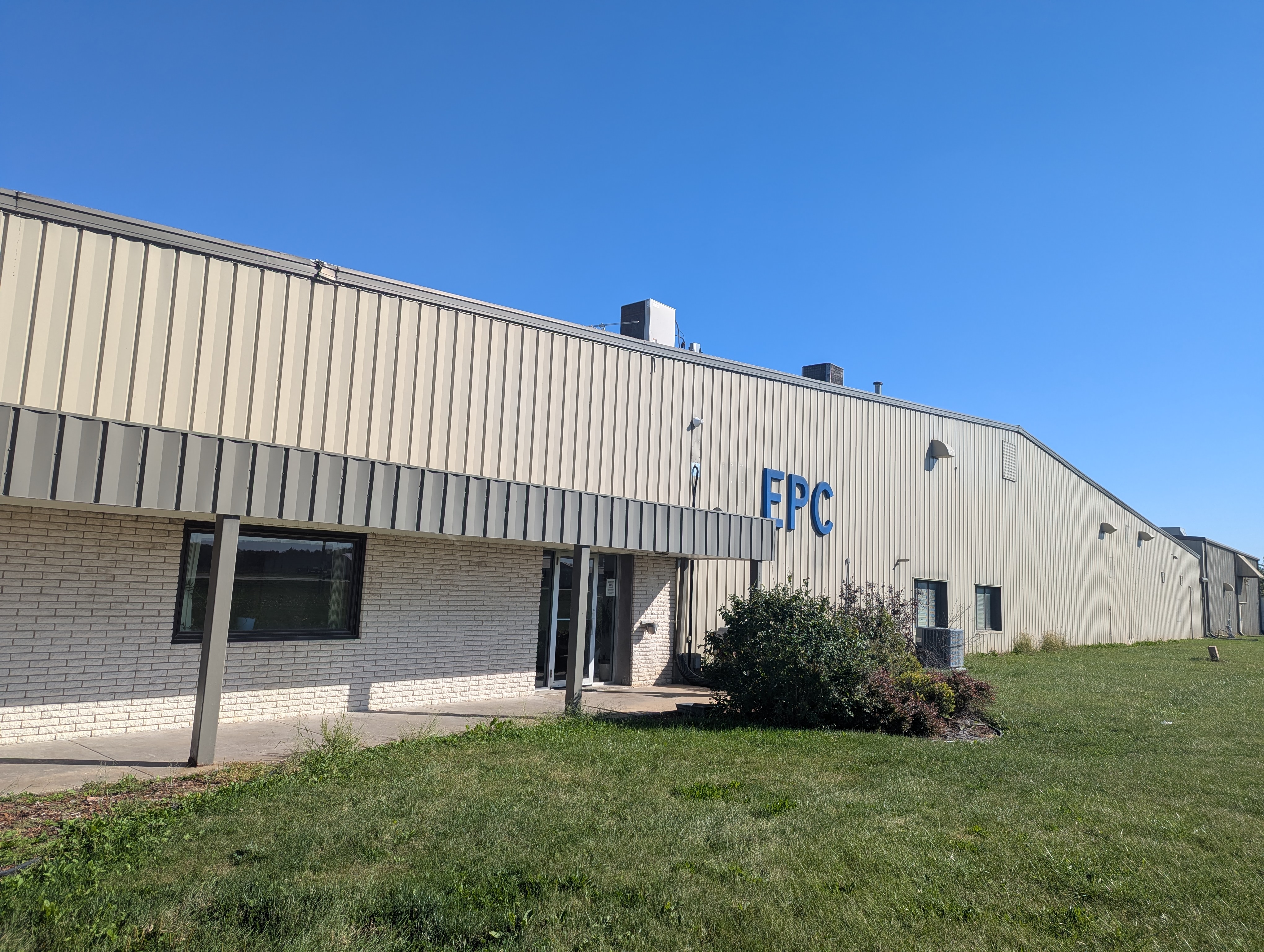 Kalona, IA - Exterior